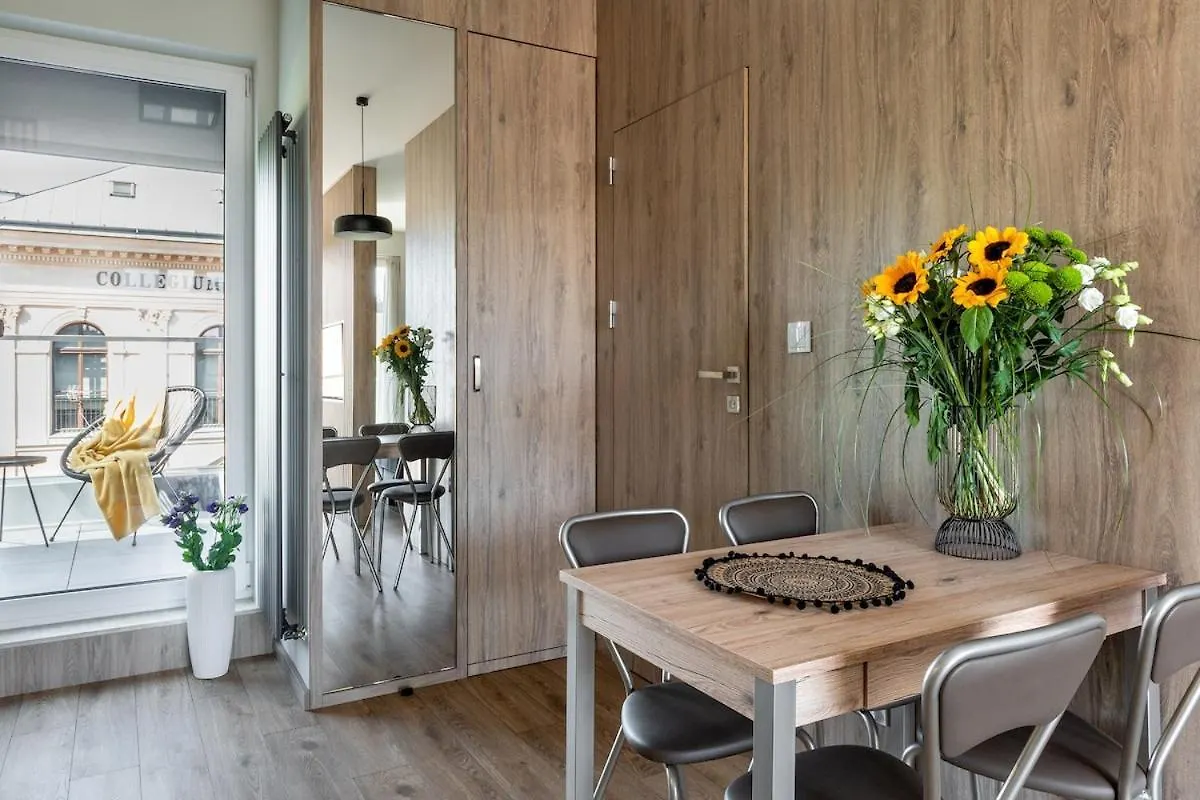 Unique Studio Apartment With 2 Balconies With Wawel Castle And City Views Krakow 0*,